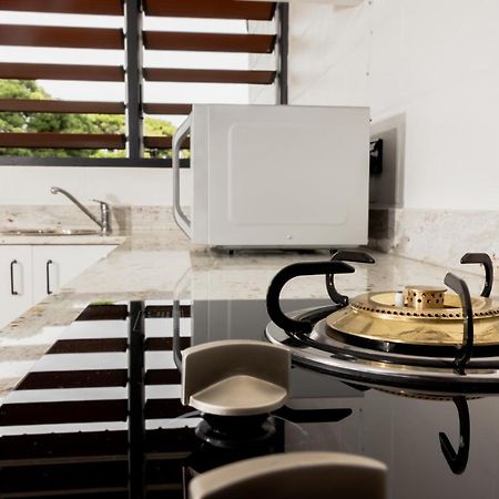 Capricorn Apartment Hotel Suva Buitenkant foto