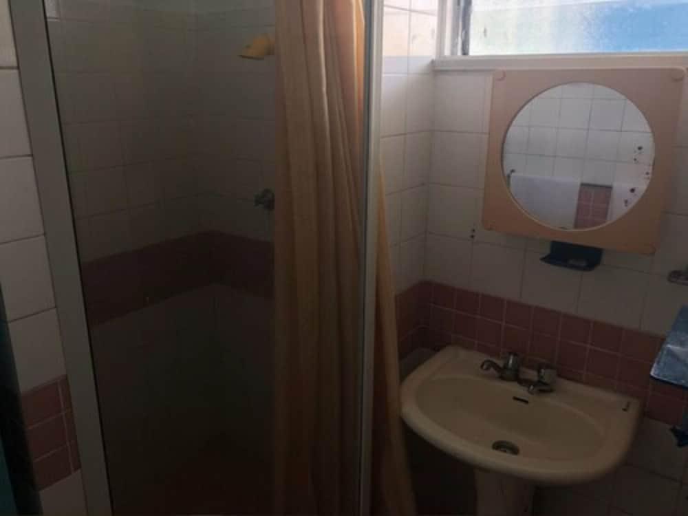 Capricorn Apartment Hotel Suva Buitenkant foto
