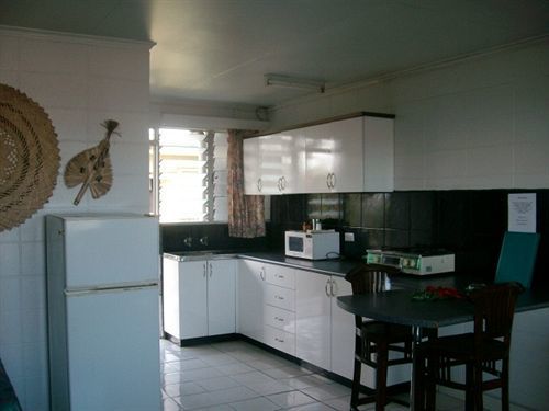 Capricorn Apartment Hotel Suva Buitenkant foto