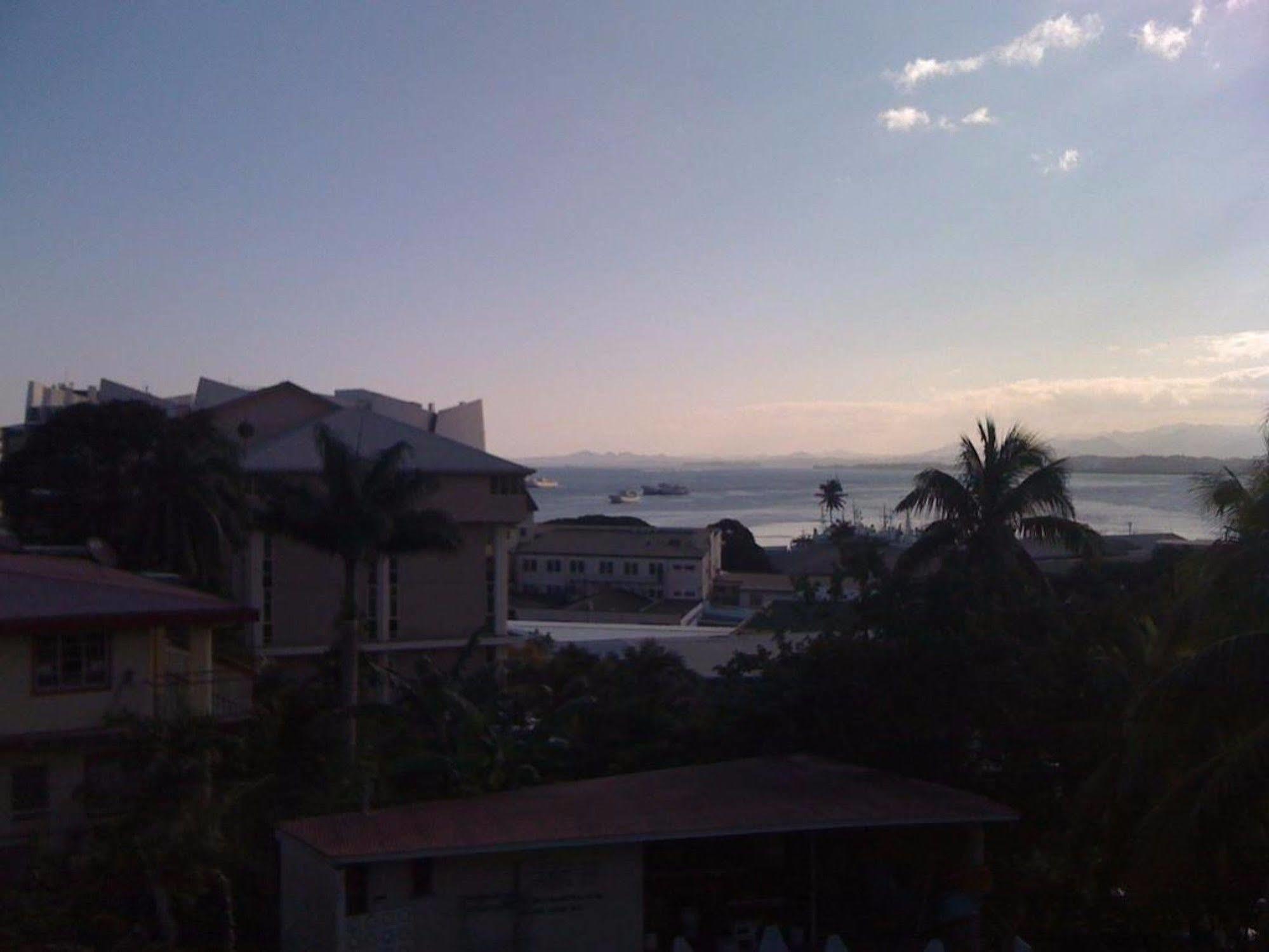 Capricorn Apartment Hotel Suva Buitenkant foto